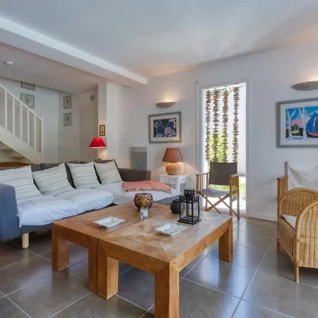 Le By Interhome Villa