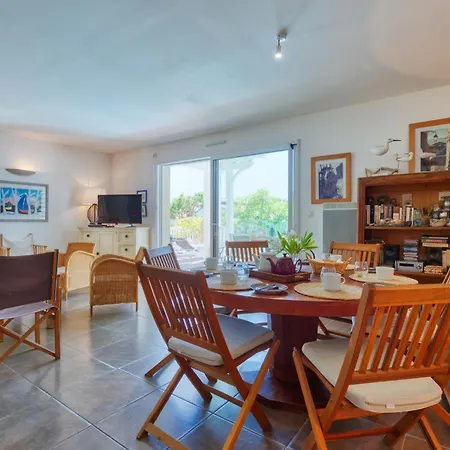 Le By Interhome Villa