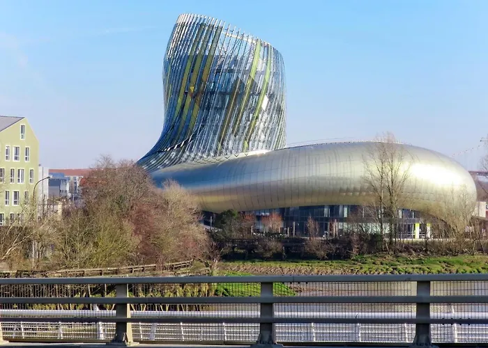 Le By Interhome لاكانو